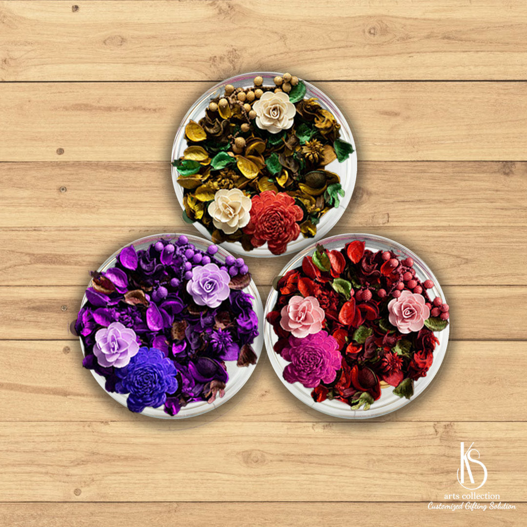 Welcome the soothing scents of Iris Home Fragrance Potpourri into your space! A perfect addition for any room, and a great pick from our online gift shop.