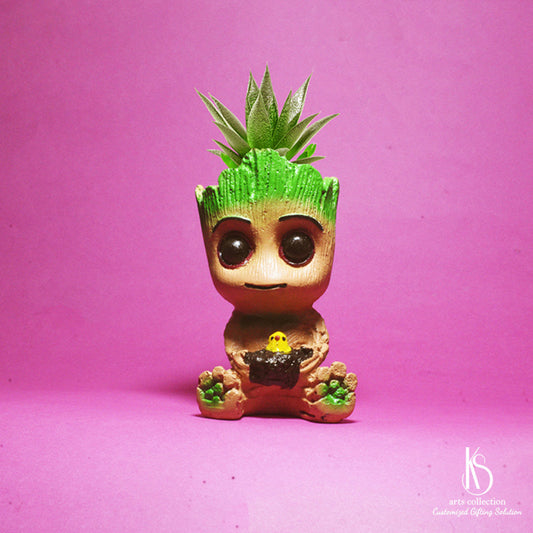 Shopping from our online gift shop? Grab this lovely KS Groot Resin Pot, it's the perfect planter & personalised gift for plant lovers.