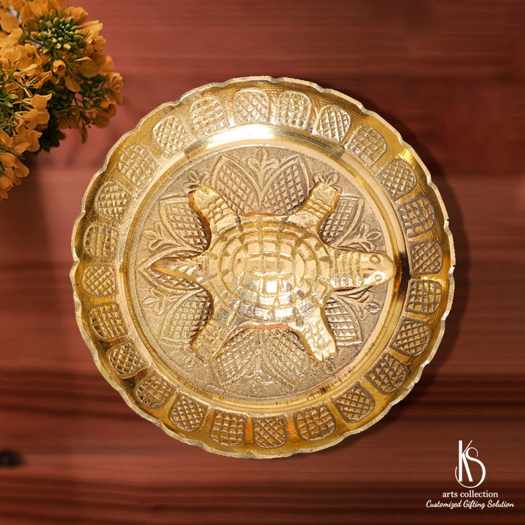 Surprise your loved ones with our Personalized KS Brass Tortoise With Plate. A thoughtful and one-of-a-kind present from our online gift shop. Order now!