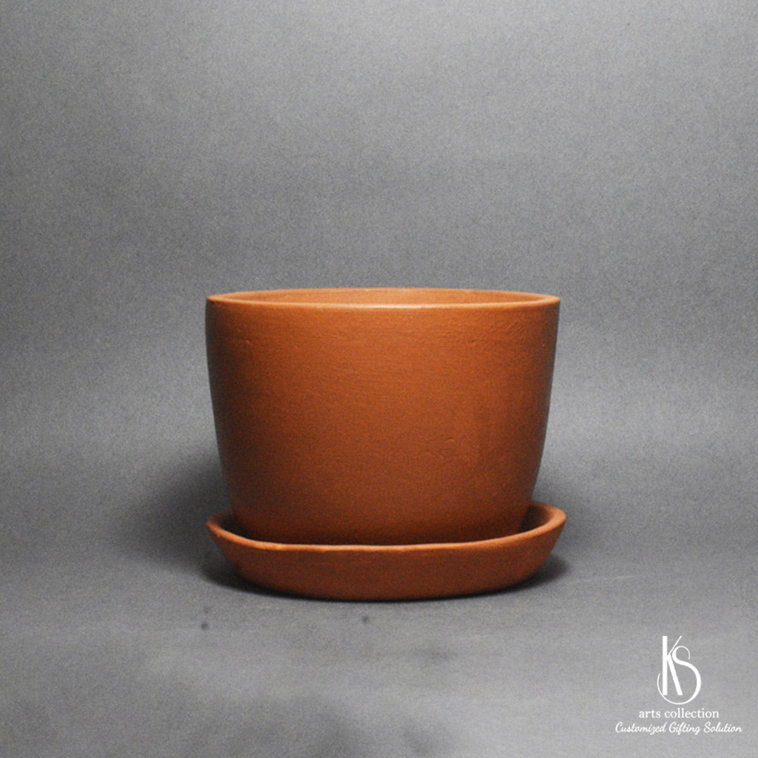 Bring an earthy vibe to your home with our ks arts collection's KS Clay Pot with Tray Planter. The ideal personalised gift, available now at our online gift shop.