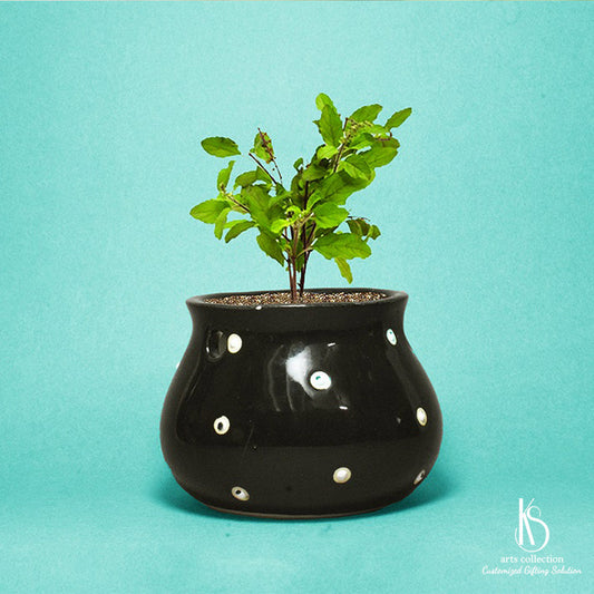 Impress plant lovers with our KS Hanging Ceramic Pot, available at our online gift shop. It's the perfect personalised gift as a quirky planter!