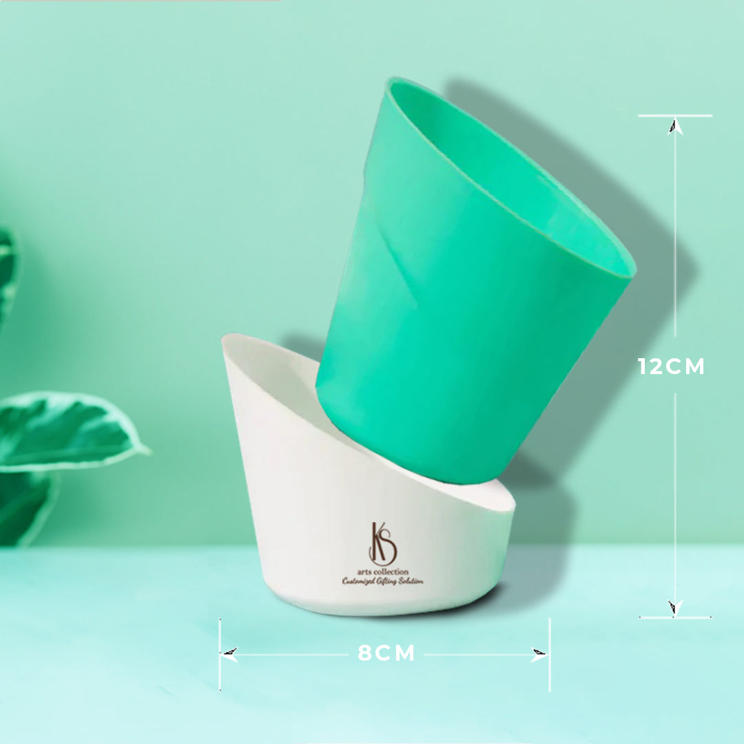 Searching for a thoughtful gift? Check out our KS Sea Green self-watering pots! Easily customizable, they make a perfect present. Visit our online gift shop now! 